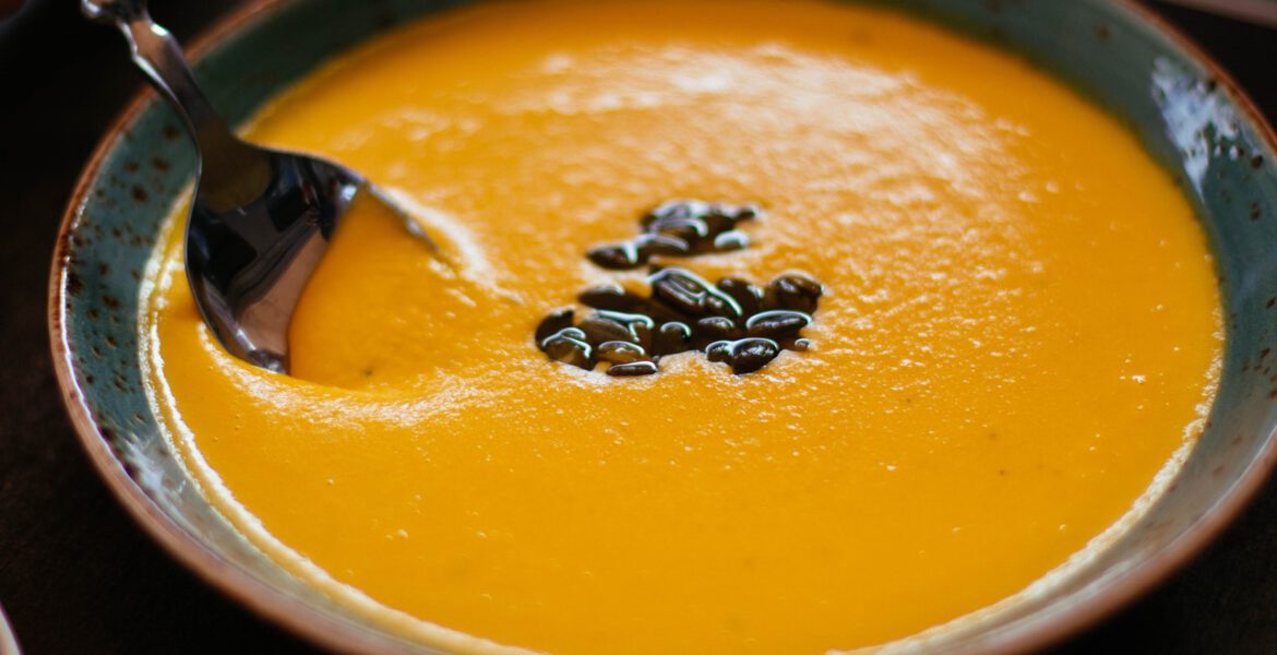 Einfache Kürbisrezepte für Kinder und ganze Familie Kürbissuppe Kürbis-Soße